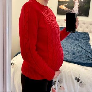 🌟 HOST PICK 🌟 Red Gap maternity sweater
